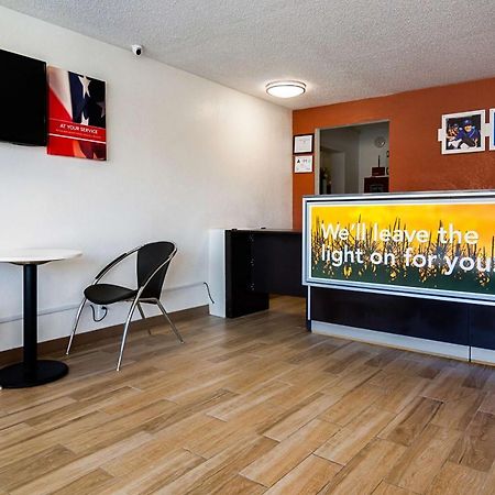 Econo Lodge آشبورو المظهر الخارجي الصورة